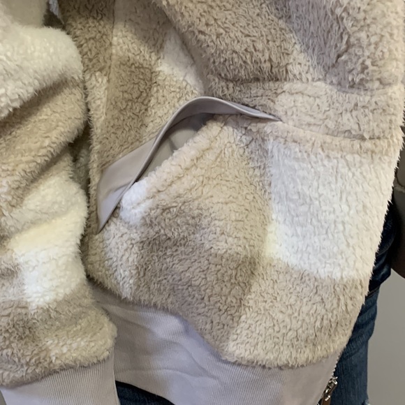 The North Face Jacket - Picture 8 of 14